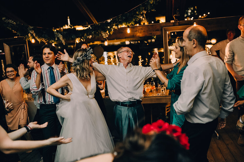 Noćna atmosfera splava