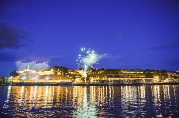 Veselje i zabava na venčanju