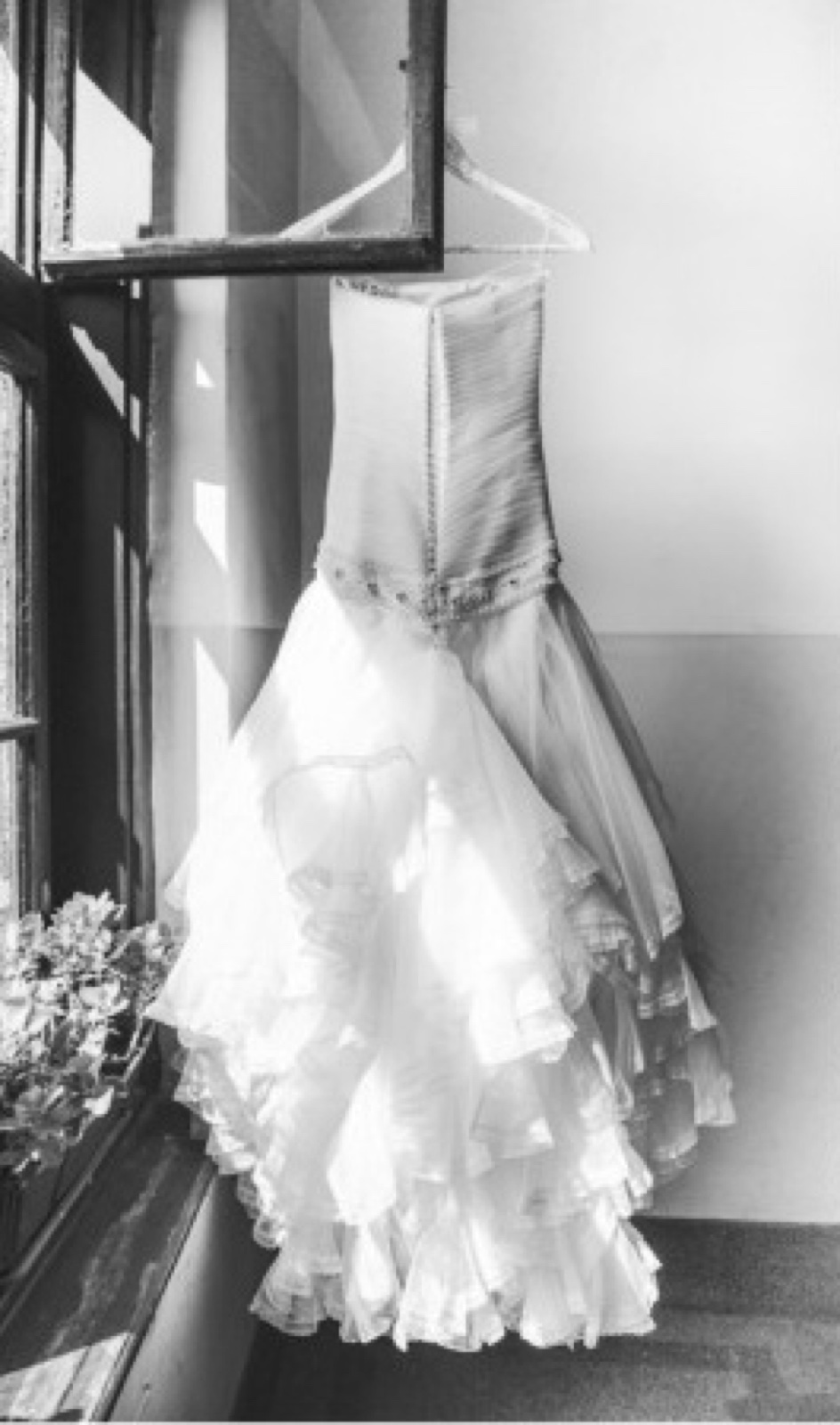 Detalj venčanice sa strane