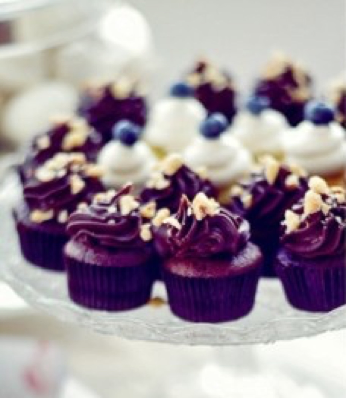 Lila kapkejkovi sa borovnicama