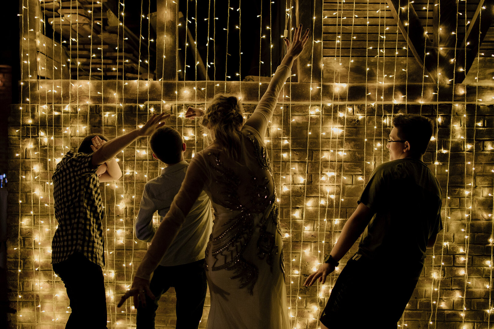 Gosti iz Kanade na srpskom venčanju