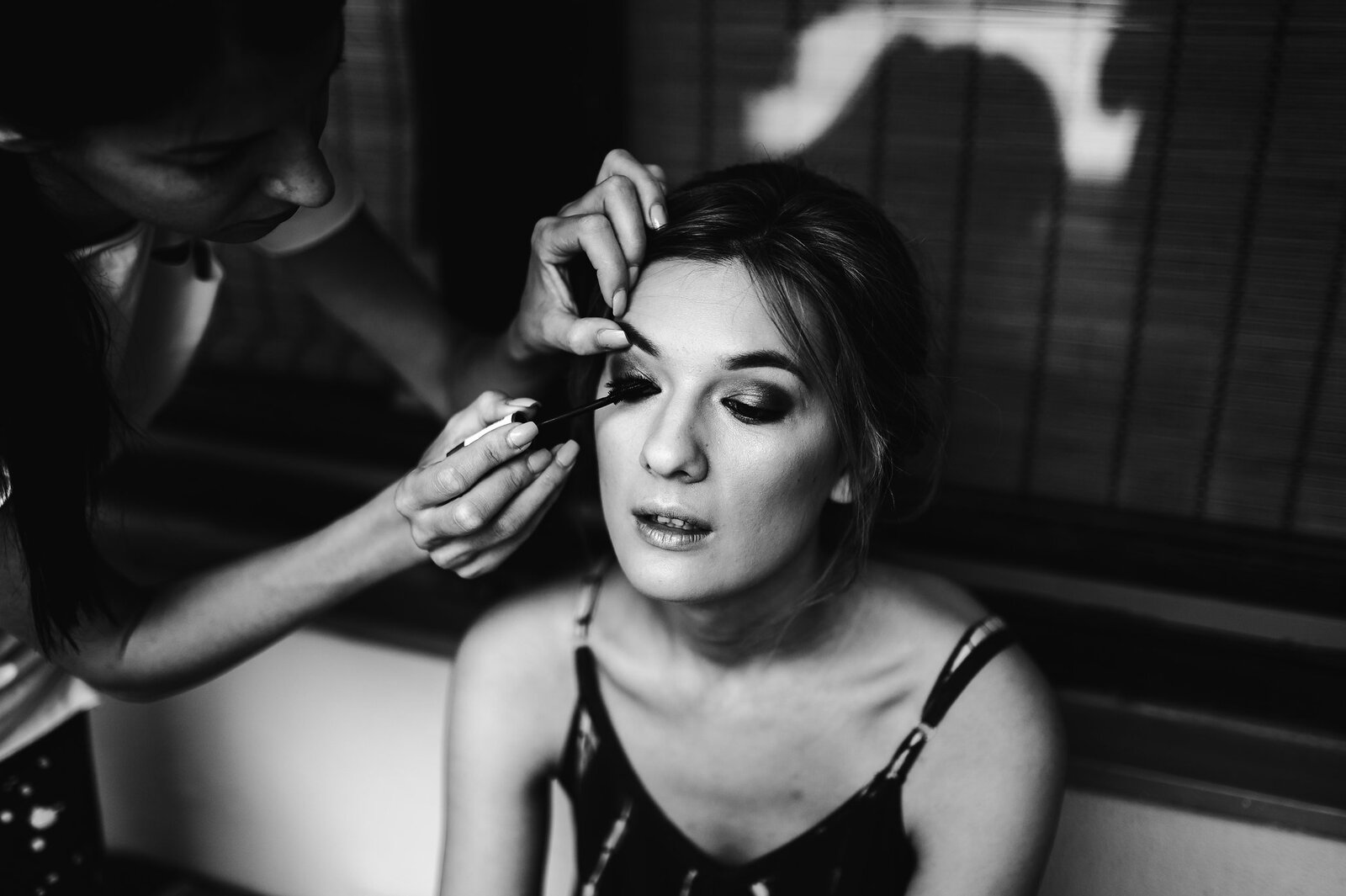 Romantična noćna fotografija u voćnjaku